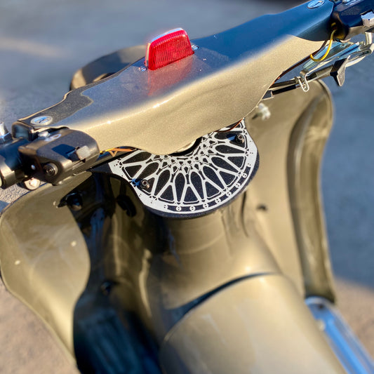 Schwalbe KR51 Armaturenblech "Stance"