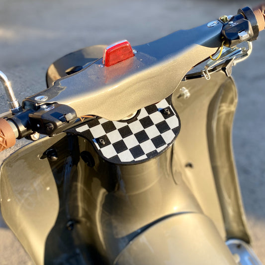 Schwalbe KR51 Armaturenblech "Checkerboard"